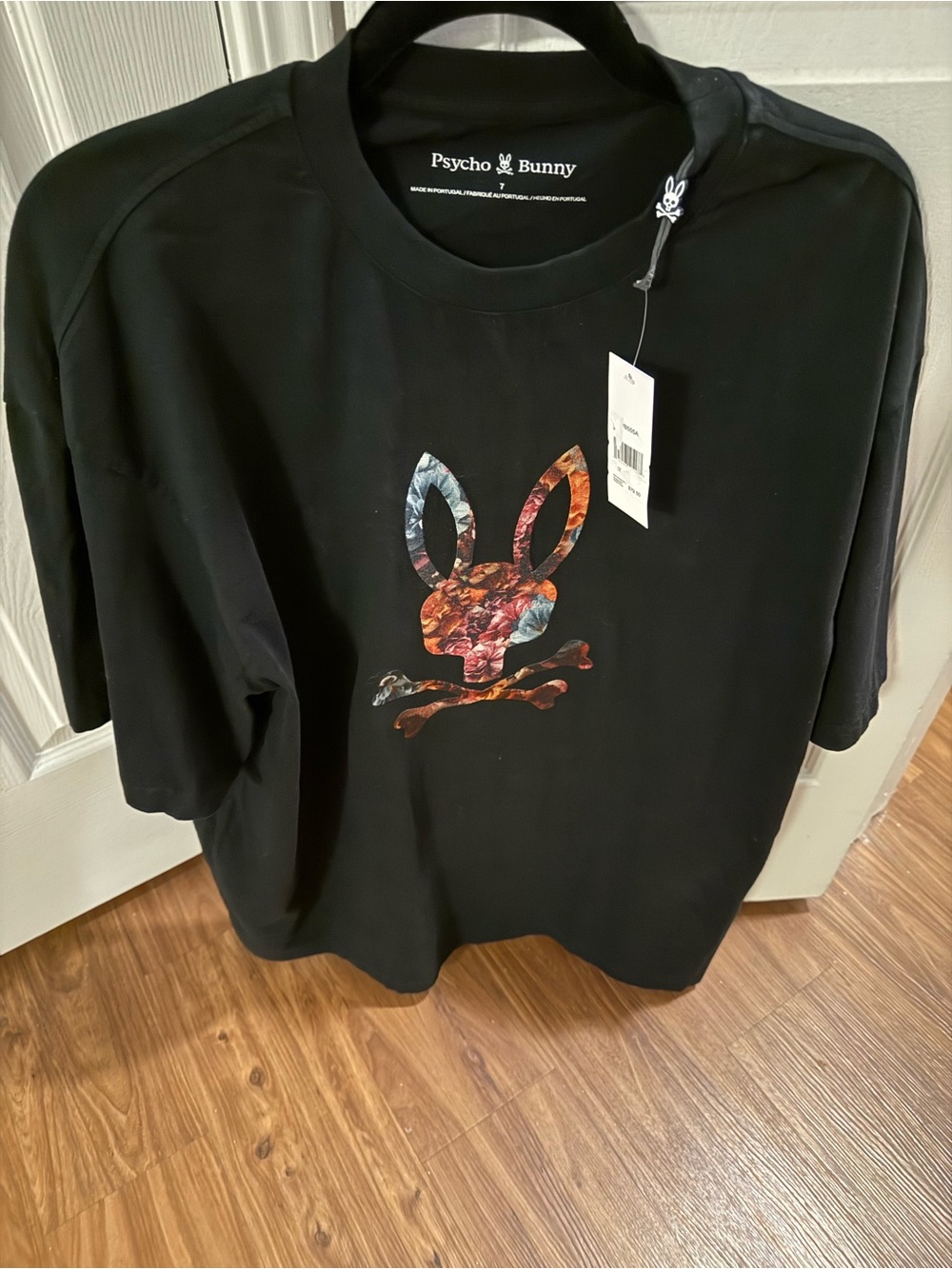 Psycho Bunny men’s Black Tee with Bunny Logo. Size 7 xl